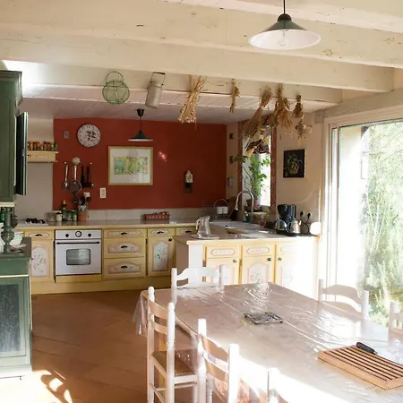 10 Personnes * Marcilhac-sur-Cele