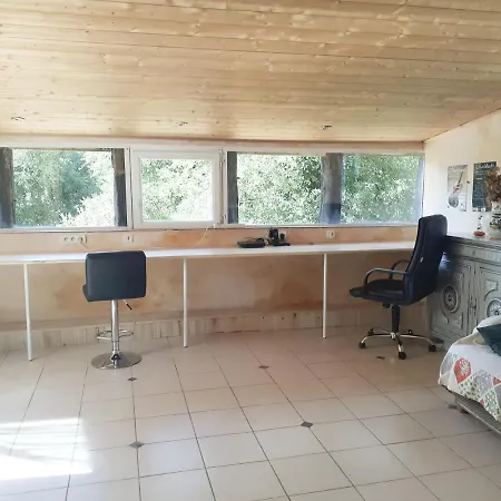 10 Personnes Marcilhac-sur-Cele