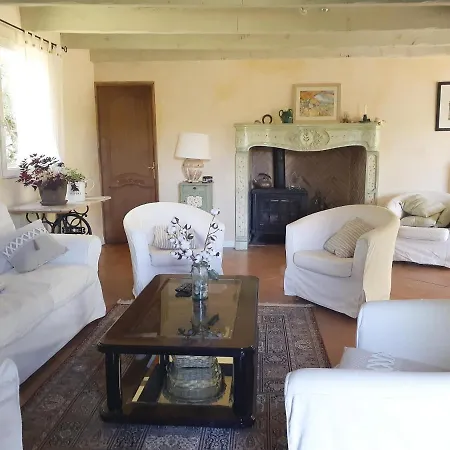 10 Personnes * Marcilhac-sur-Cele