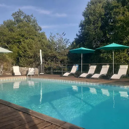 10 Personnes Marcilhac-sur-Cele