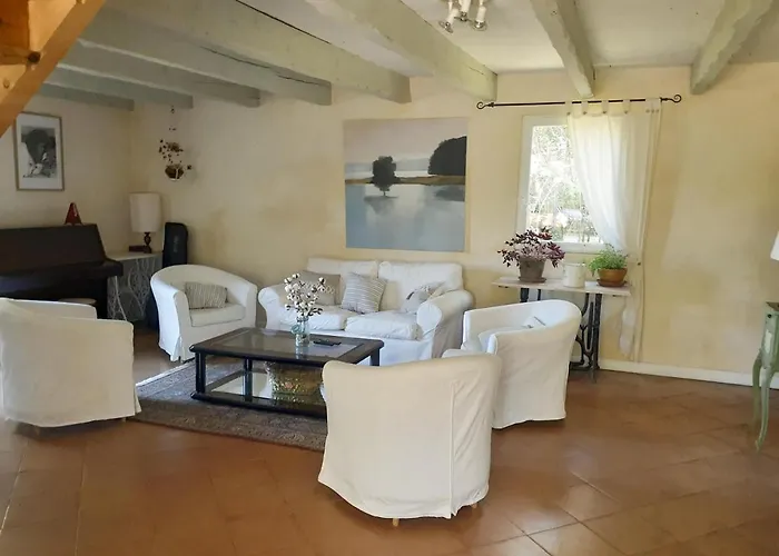 10 Personnes * Marcilhac-sur-Célé