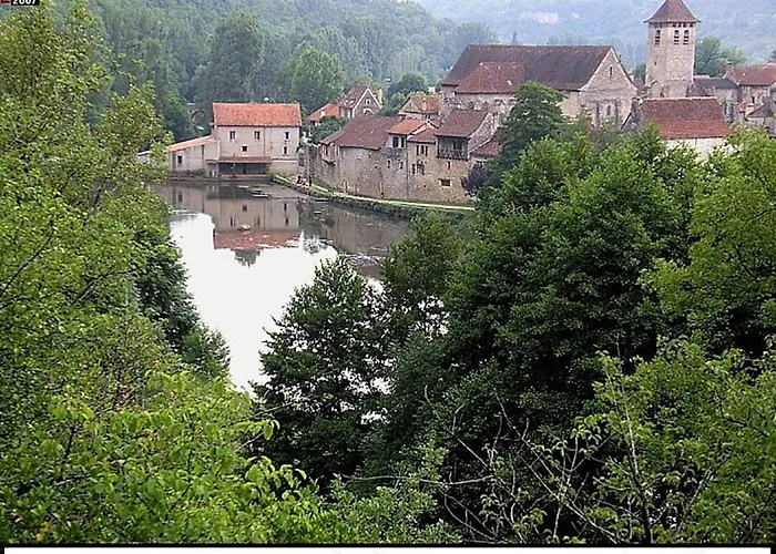 10 Personnes * Marcilhac-sur-Cele